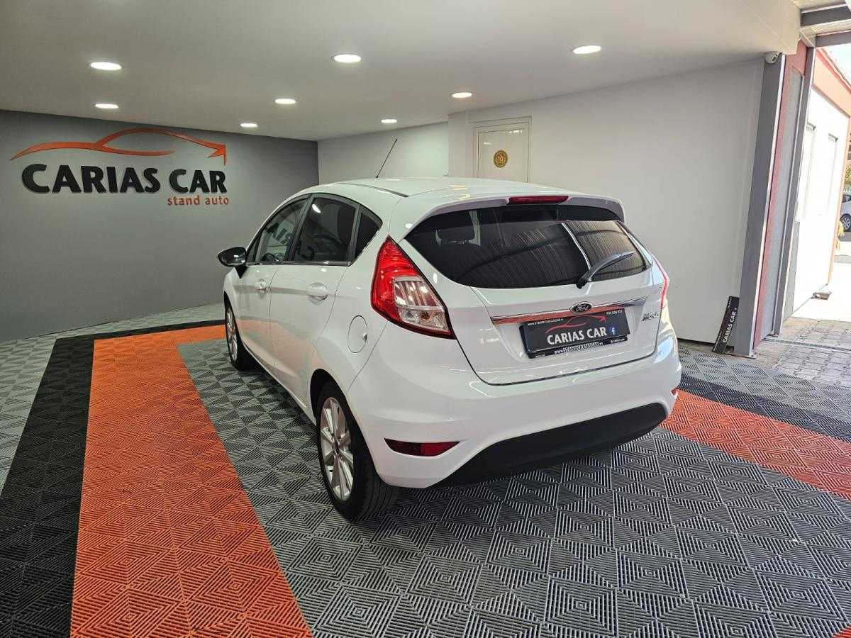 ford-fiesta-2015-gasolina-998cc