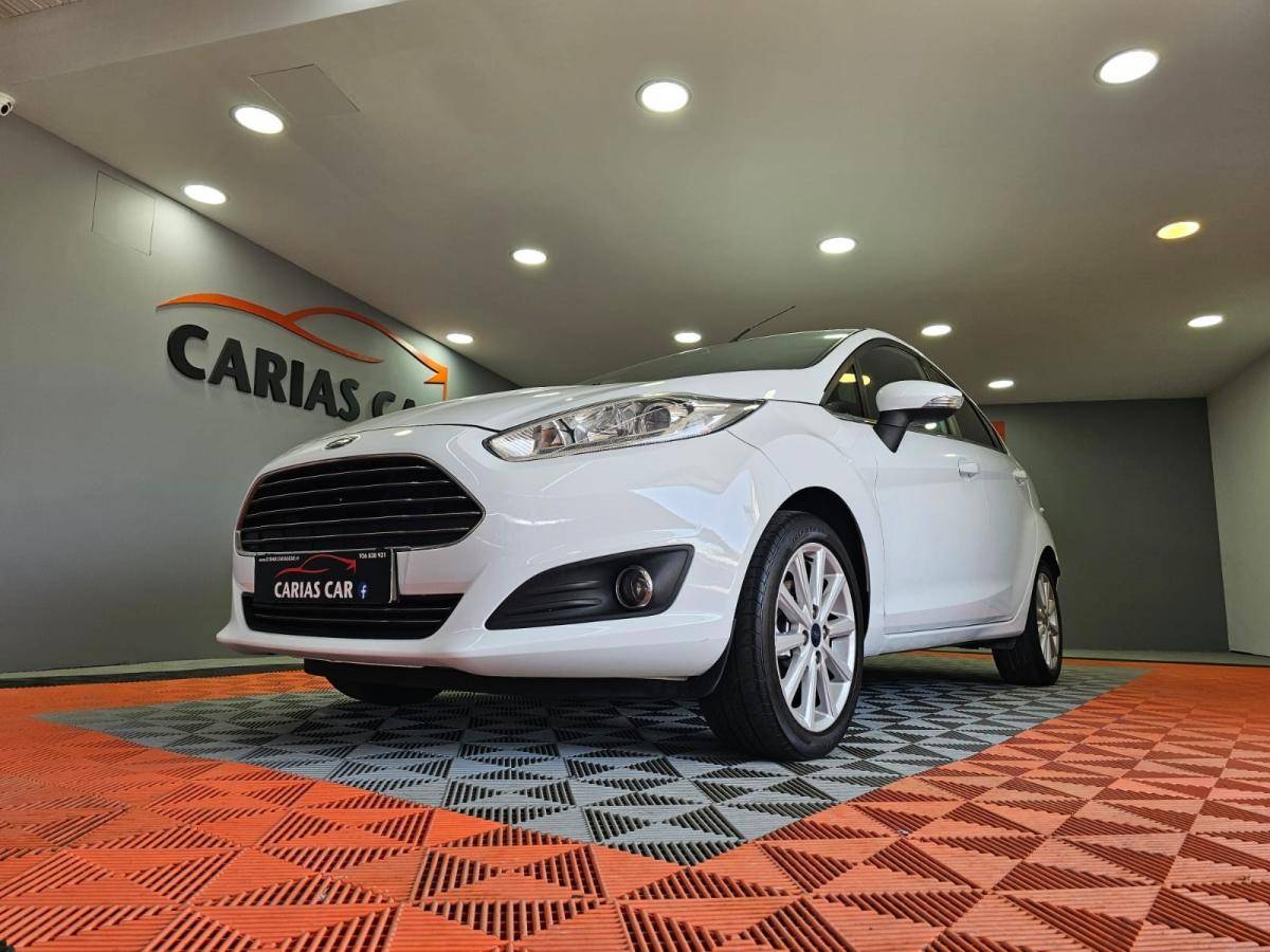 ford-fiesta-2015-gasolina-998cc