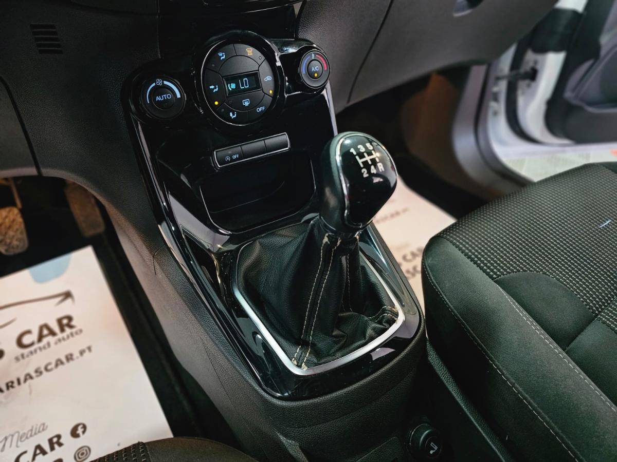 ford-fiesta-2015-gasolina-998cc