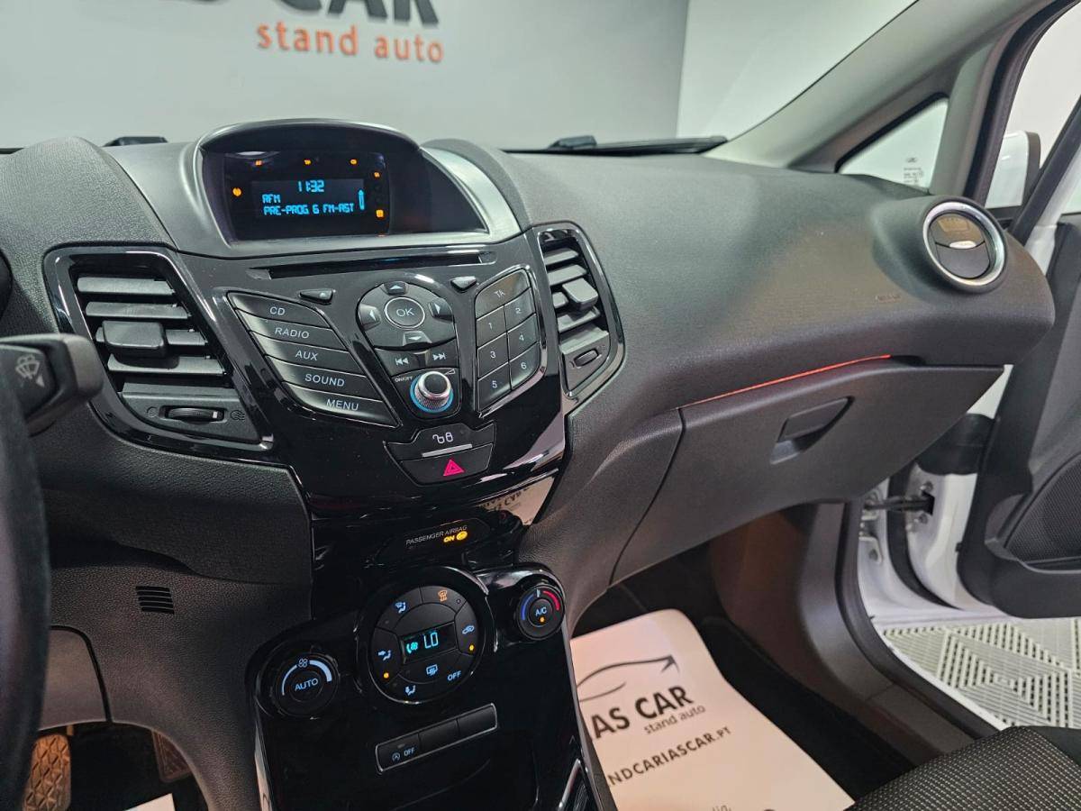 ford-fiesta-2015-gasolina-998cc