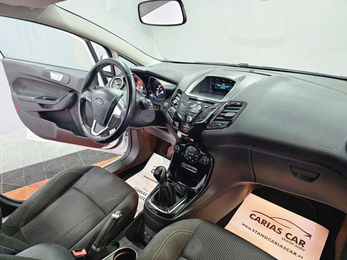 ford-fiesta-2015-gasolina-998cc