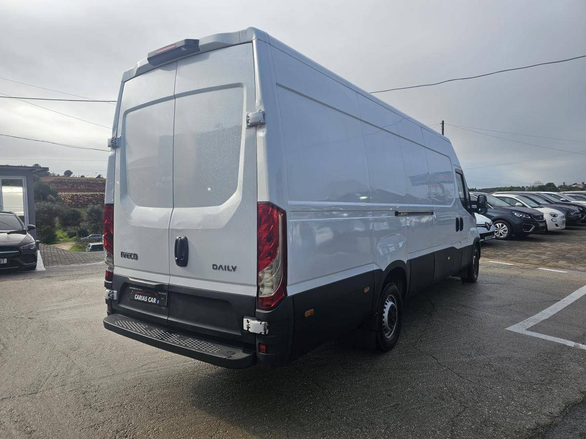 iveco-daily-2022-diesel-2287cc