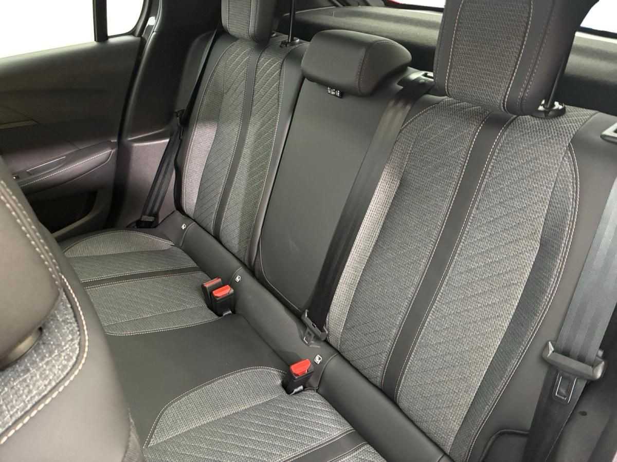 peugeot-208-2025-eletrico-0cc