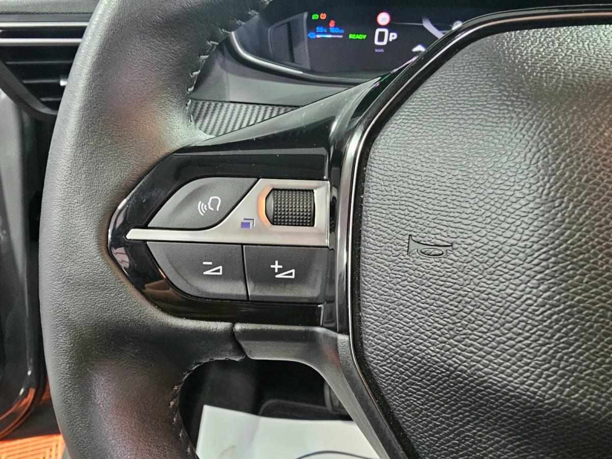 peugeot-208-2025-eletrico-0cc
