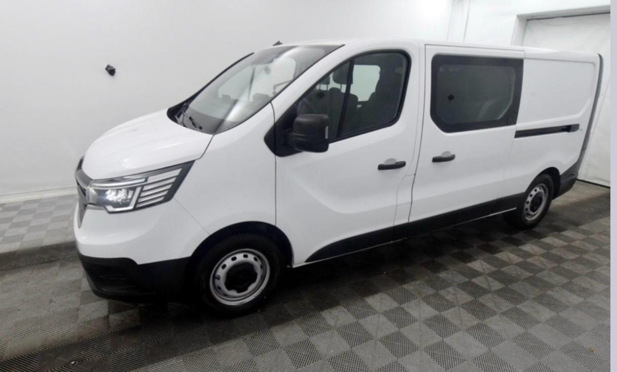 renault-trafic-2024-diesel-1997cc