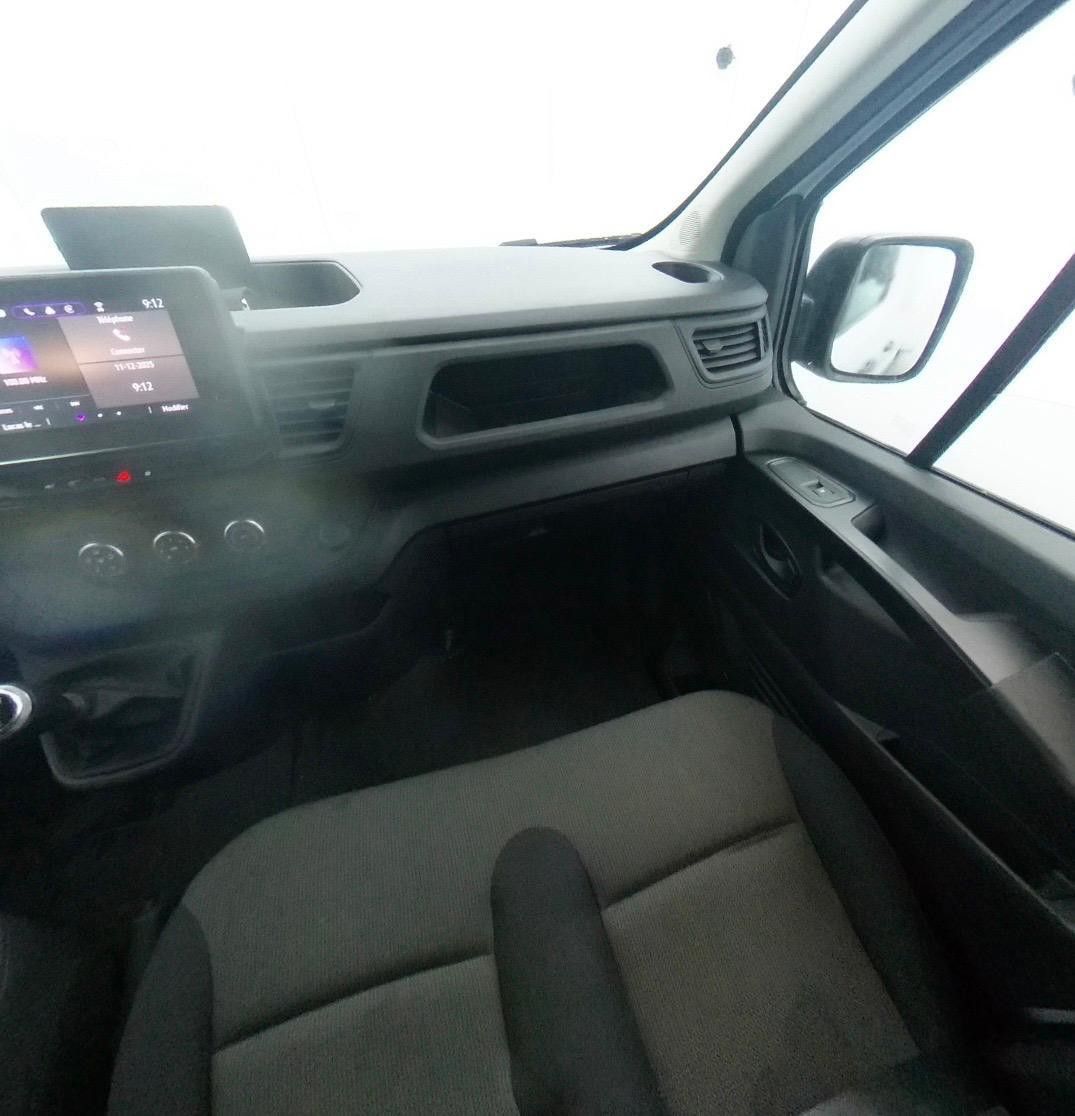 renault-trafic-2024-diesel-1997cc
