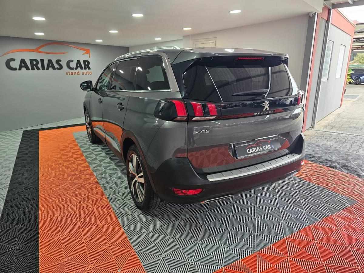 peugeot-5008-2020-diesel-1499cc
