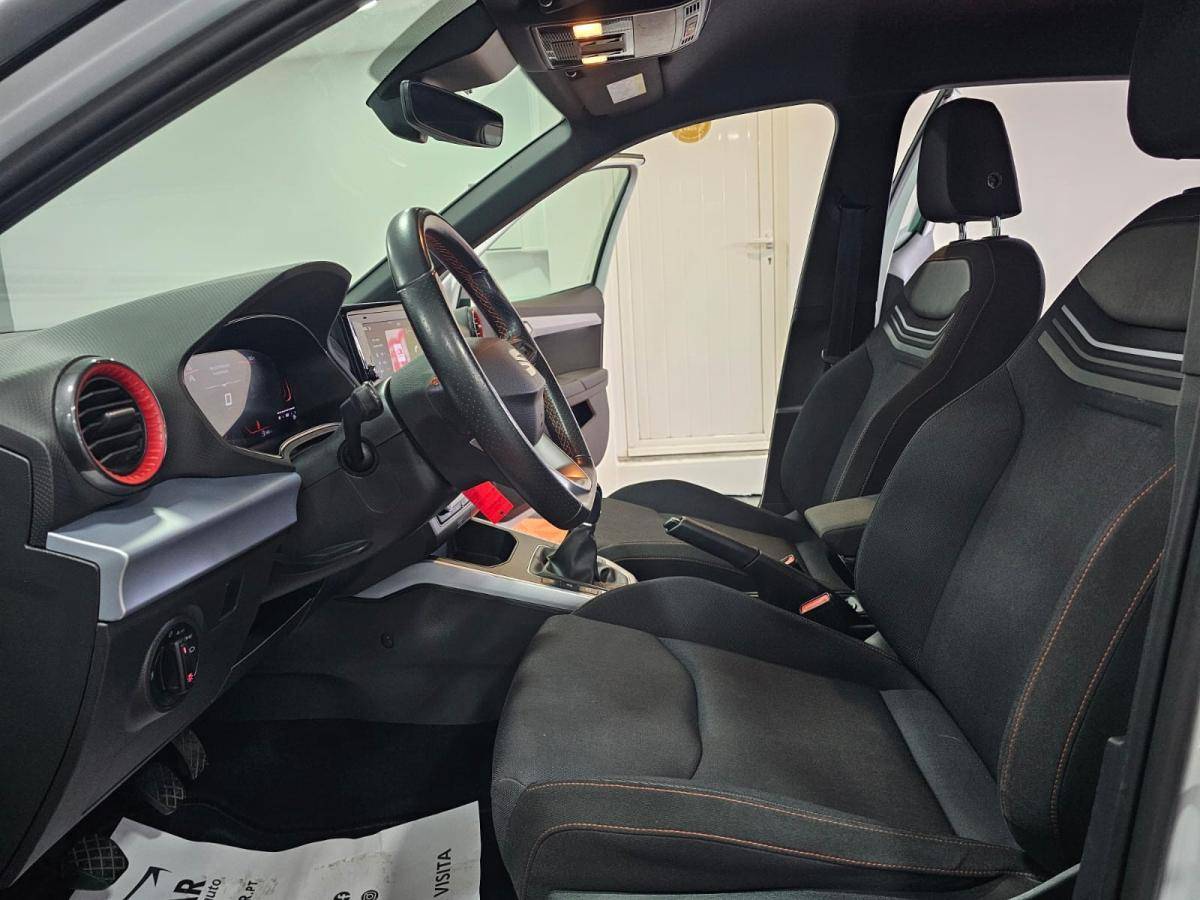 seat-arona-2024-gasolina-999cc