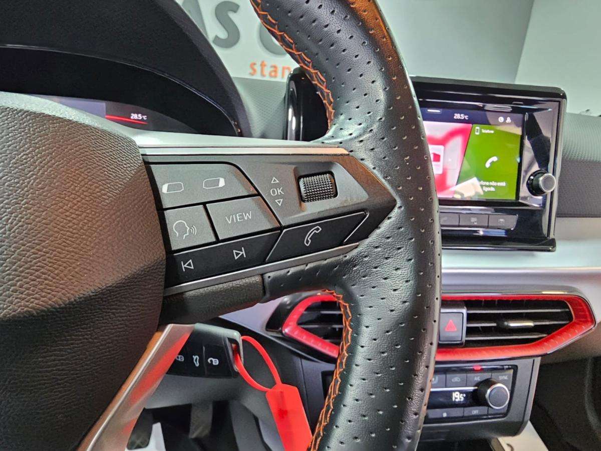 seat-arona-2024-gasolina-999cc