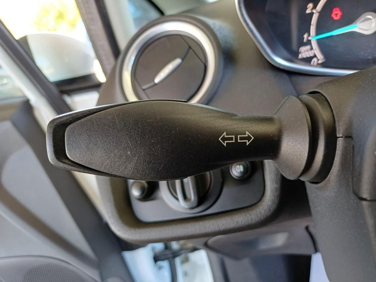 ford-fiesta-2017-gasolina-998cc