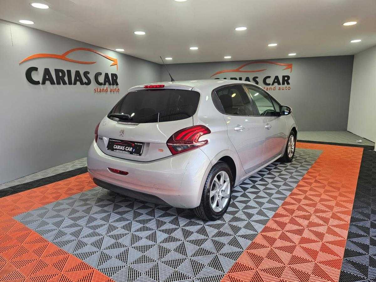 peugeot-208-2016-gasolina-1199cc