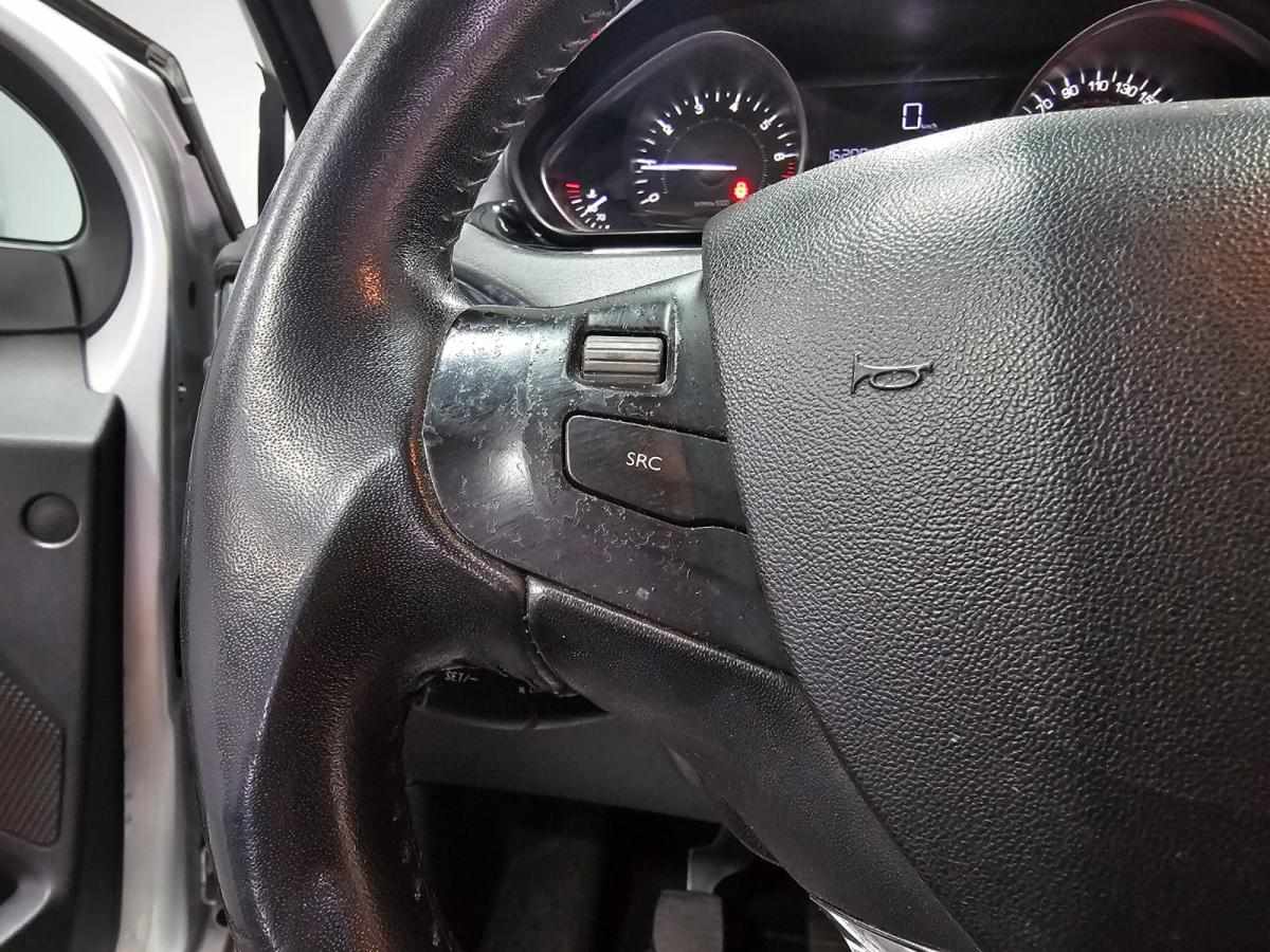 peugeot-208-2016-gasolina-1199cc