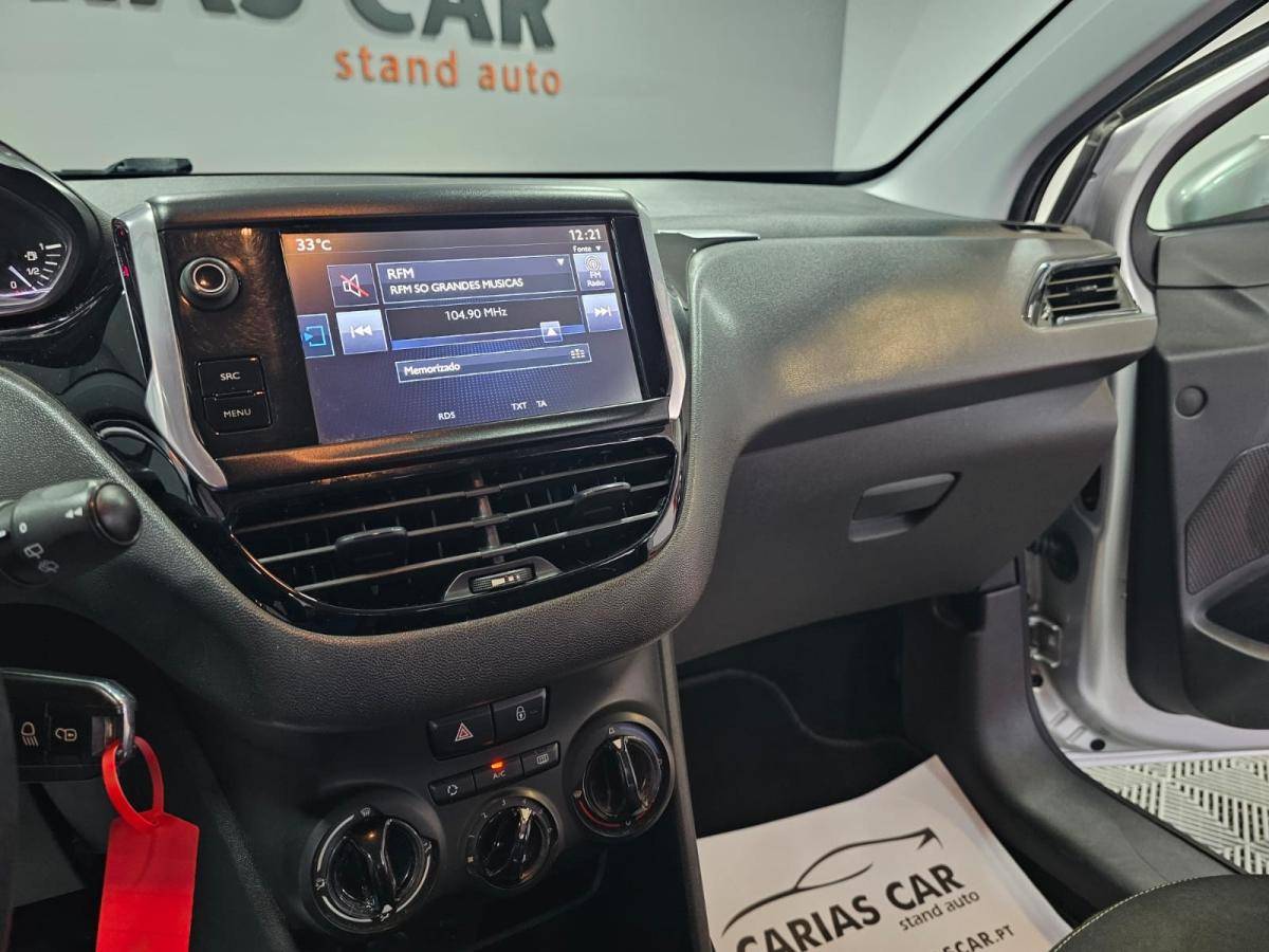 peugeot-208-2016-gasolina-1199cc