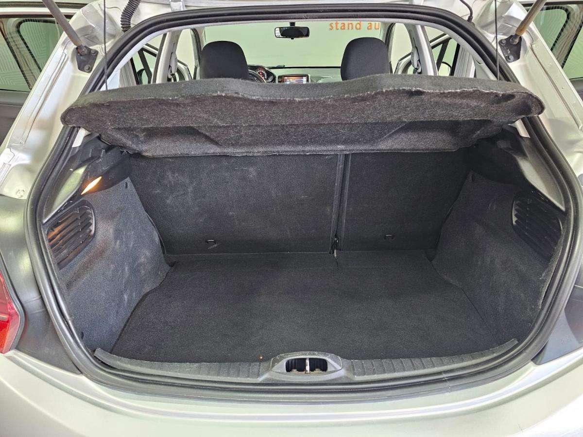 peugeot-208-2016-gasolina-1199cc
