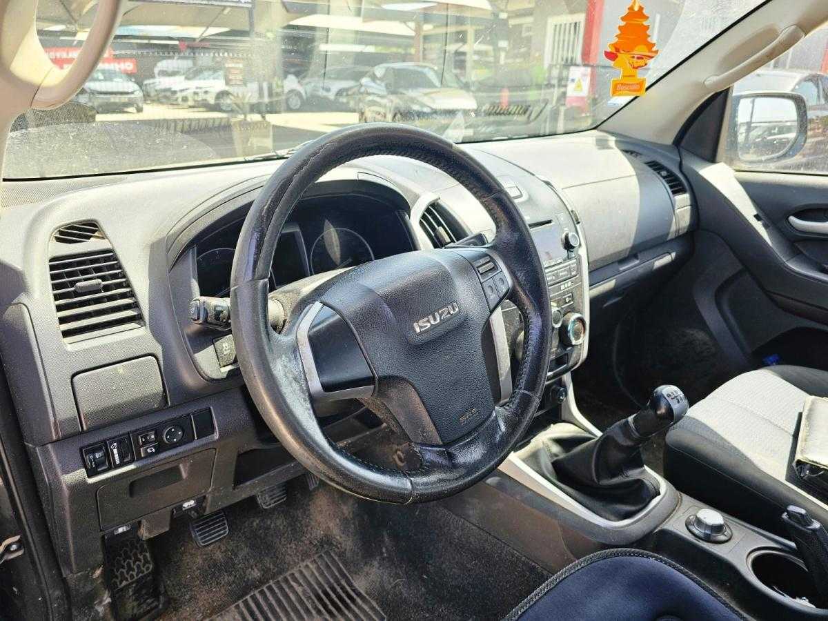 isuzu-d-max-2013-diesel-2499cc