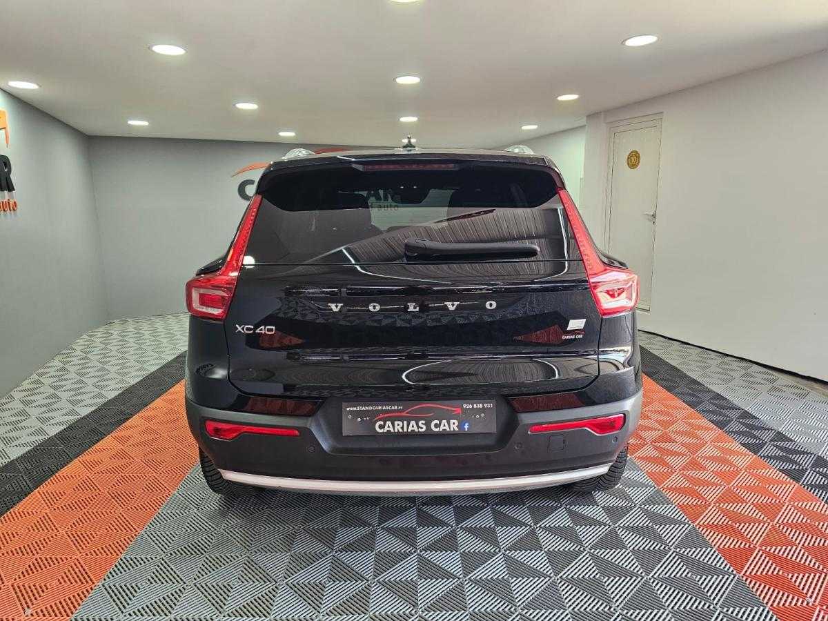 volvo-xc40-2022-hibrido-a-gasolina-1477cc