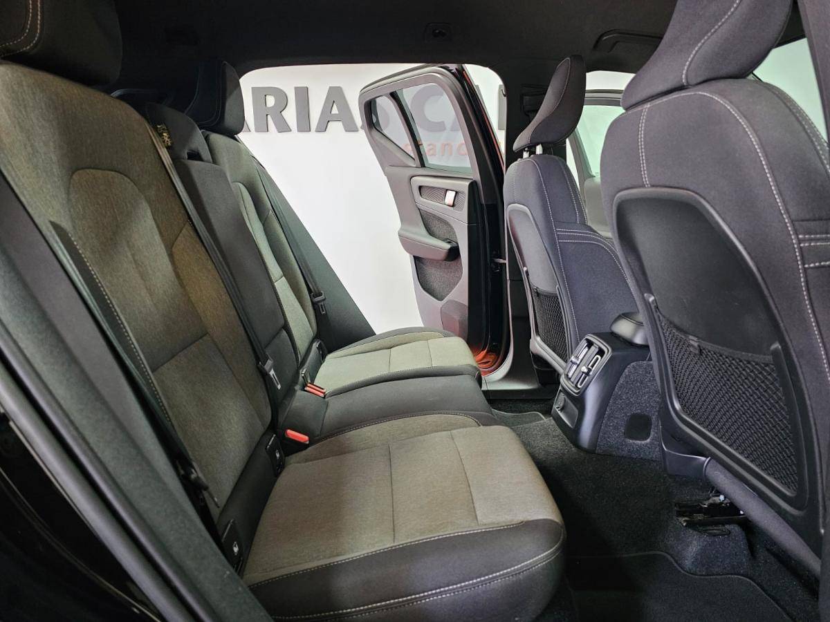volvo-xc40-2022-hibrido-a-gasolina-1477cc