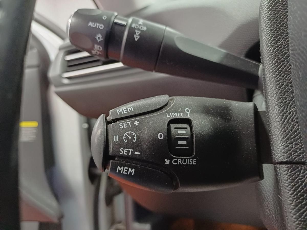 peugeot-308-2016-diesel-1560cc