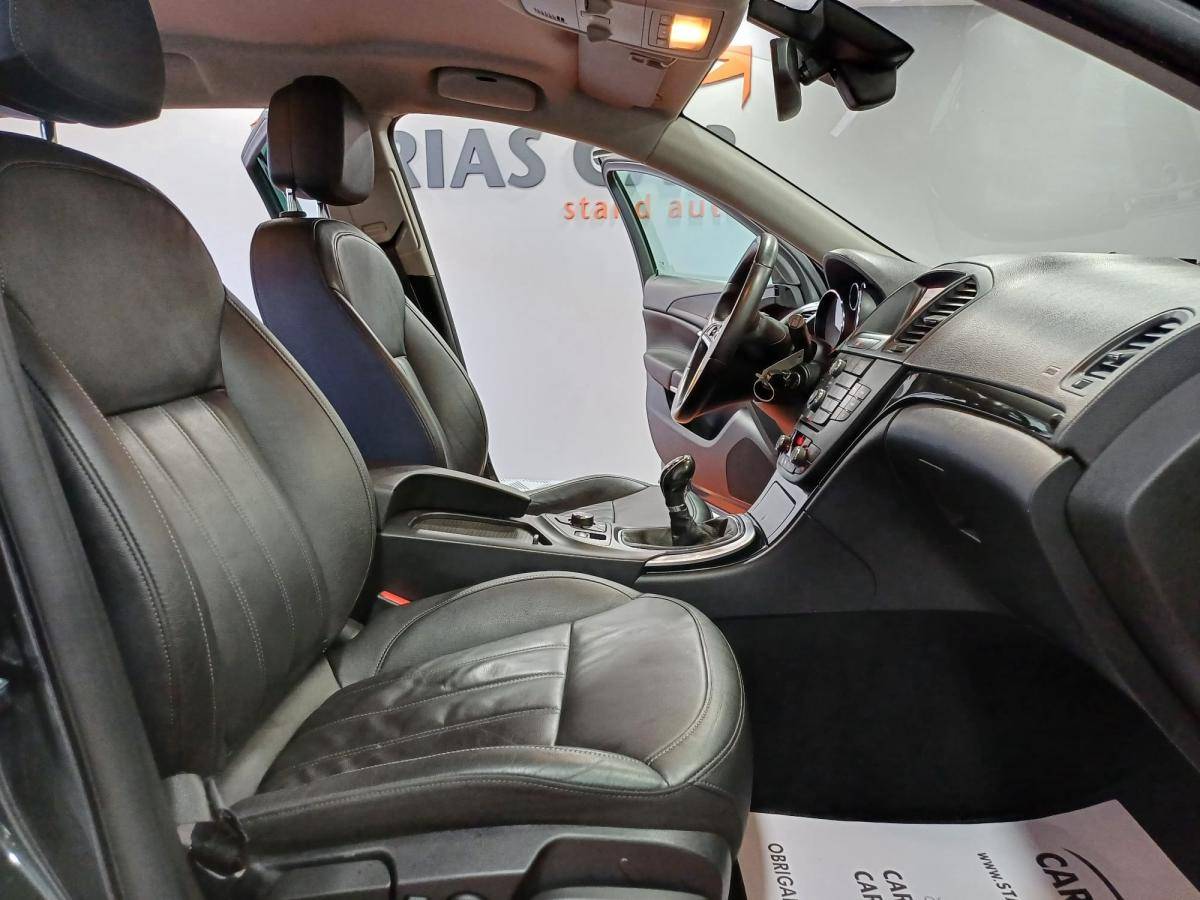 opel-insignia-sports-tourer-2012-diesel-1956cc