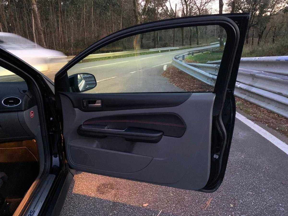 ford-focus-2010-gasolina-2521cc
