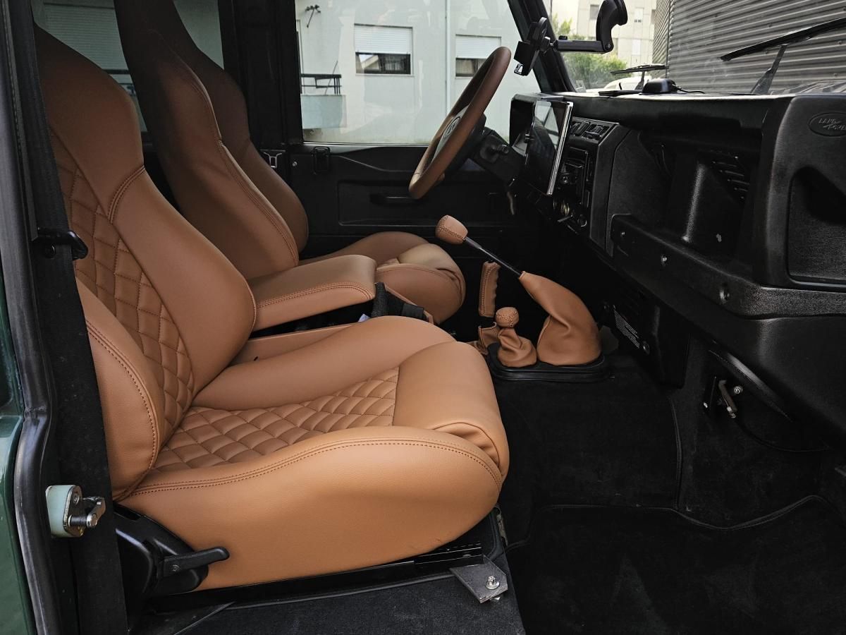 land-rover-defender-2004-diesel-2495cc