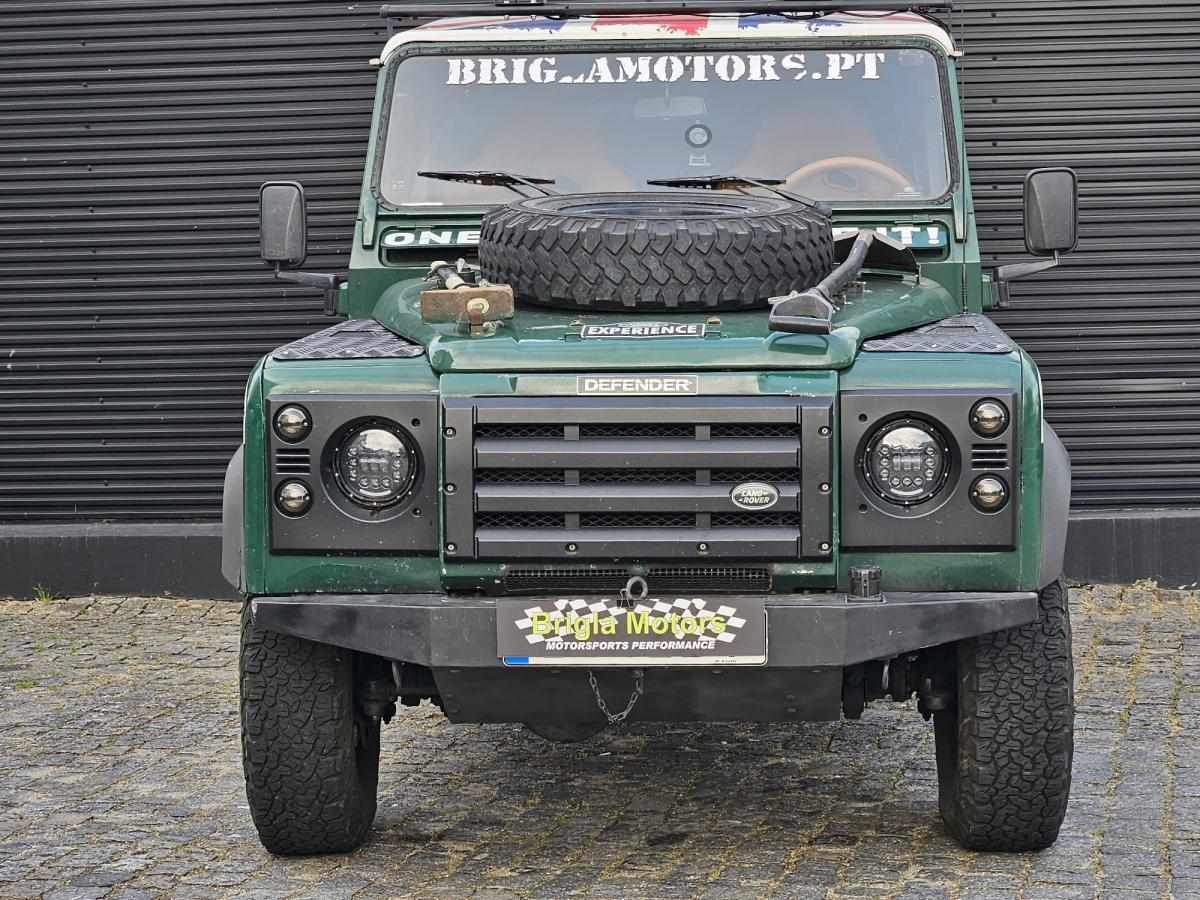 land-rover-defender-2004-diesel-2495cc
