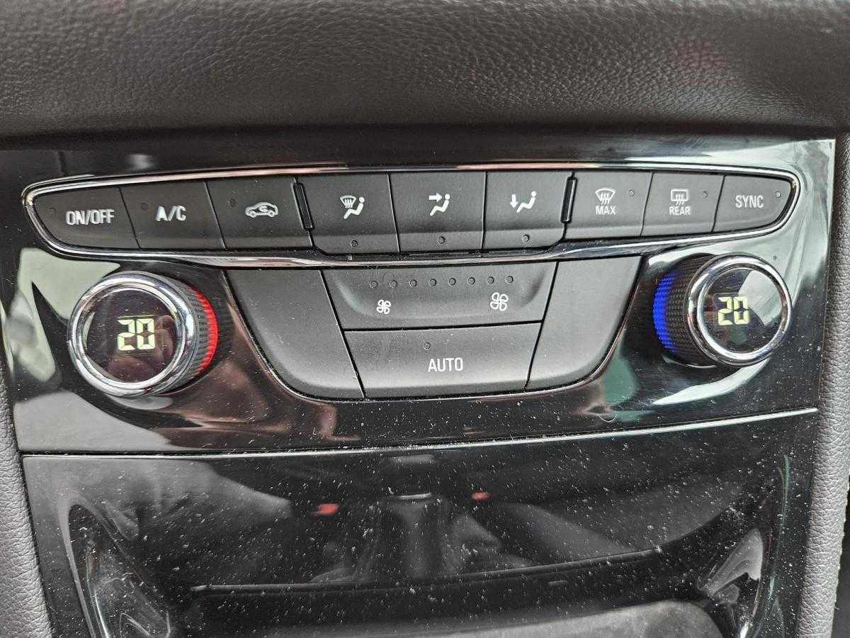opel-astra-2015-diesel-1598cc