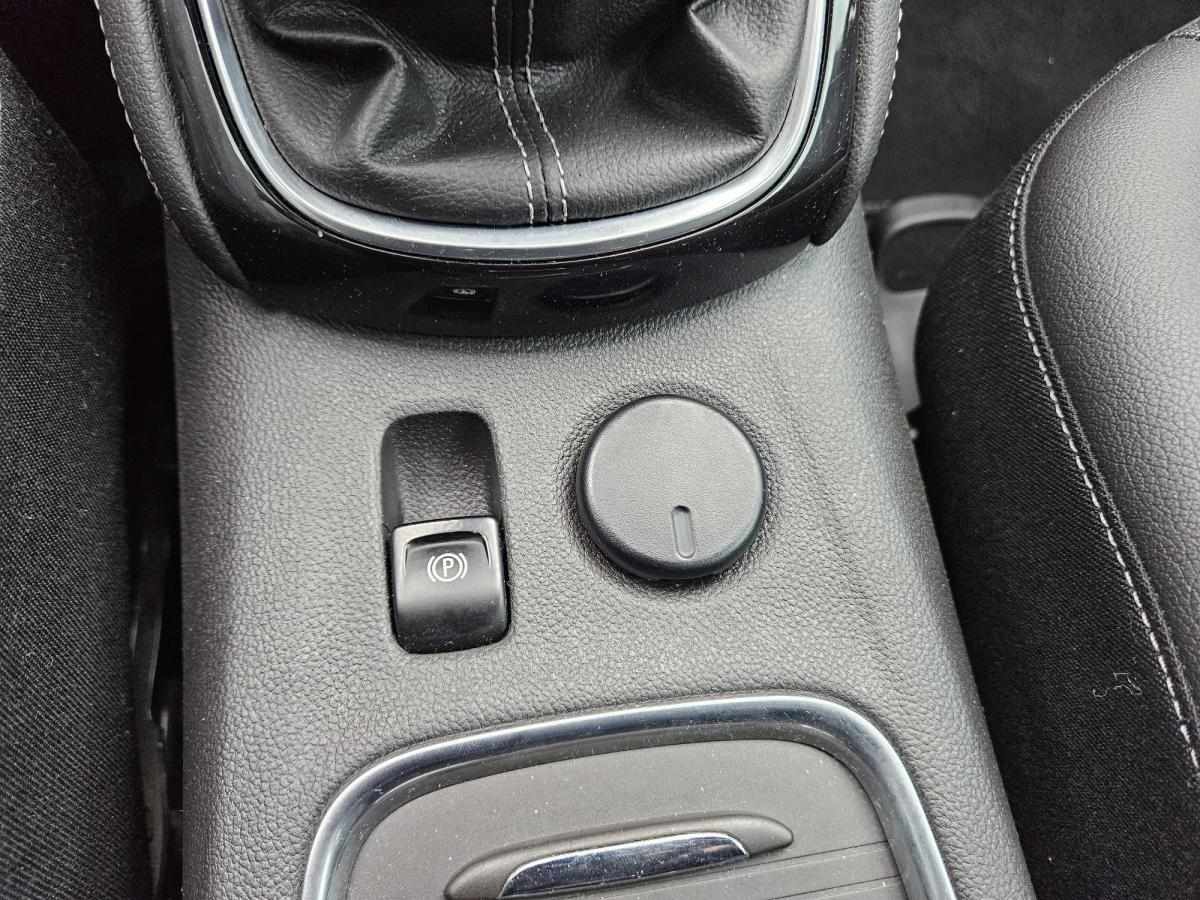 opel-astra-2015-diesel-1598cc