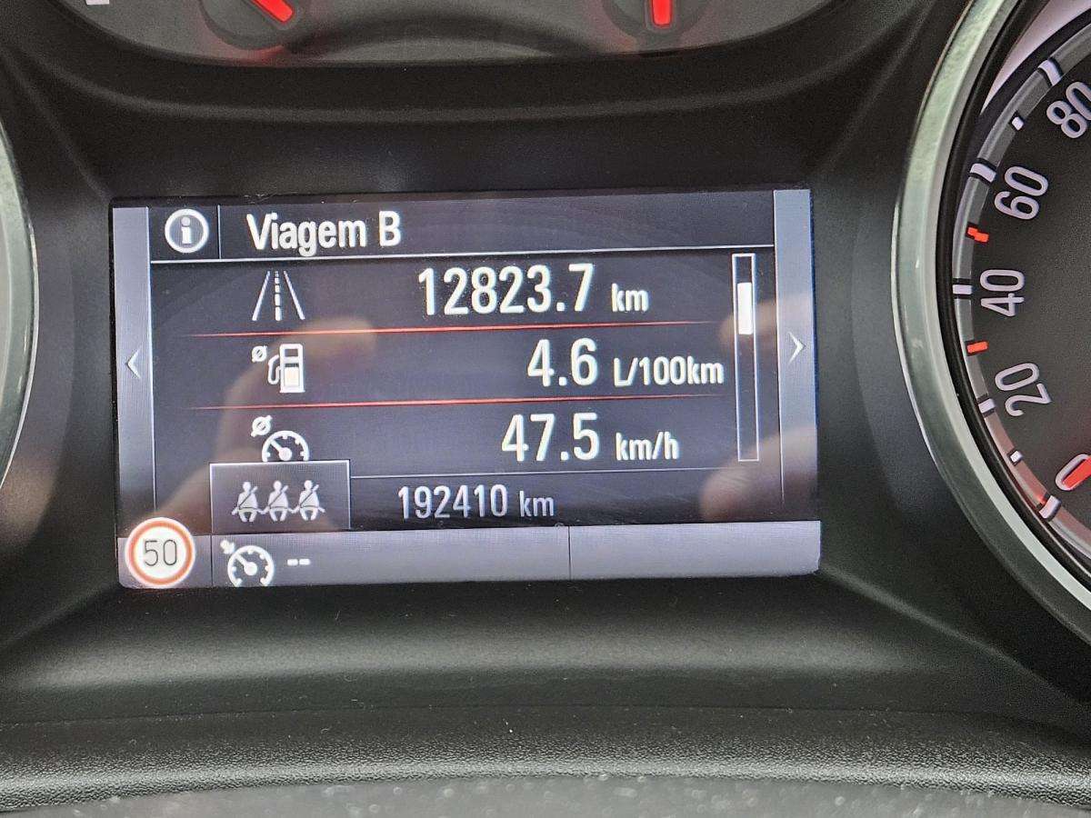 opel-astra-2015-diesel-1598cc