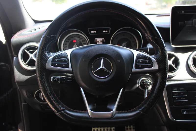 mercedes-benz-220-2015-diesel-2143cc