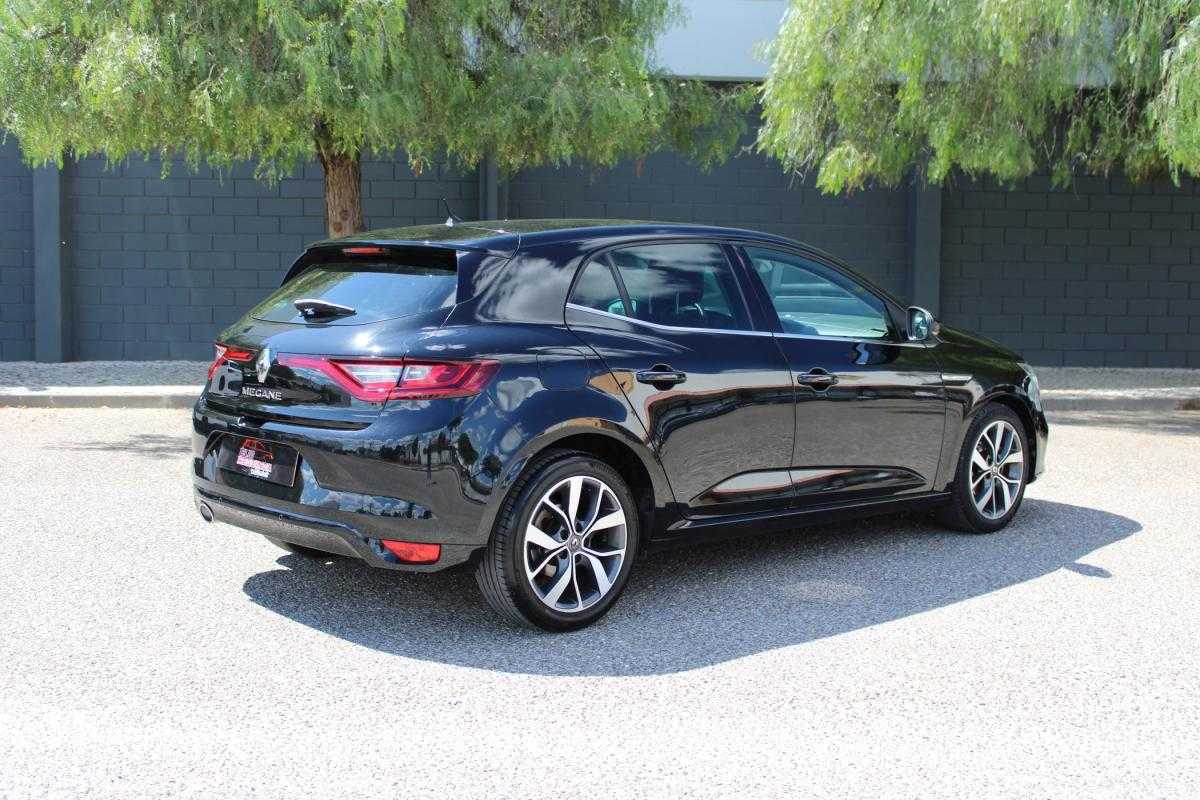 renault-megane-2017-diesel-1461cc