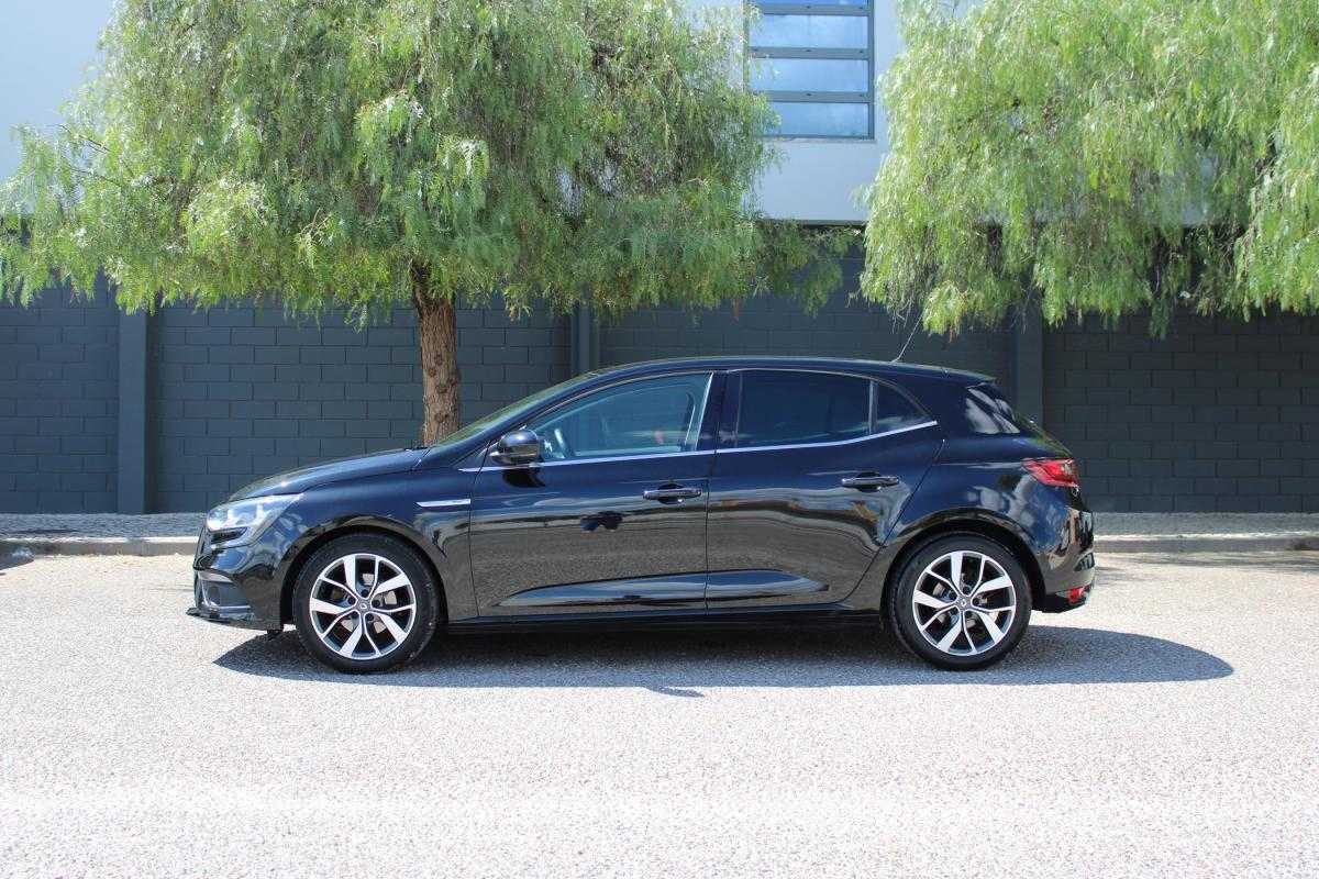renault-megane-2017-diesel-1461cc