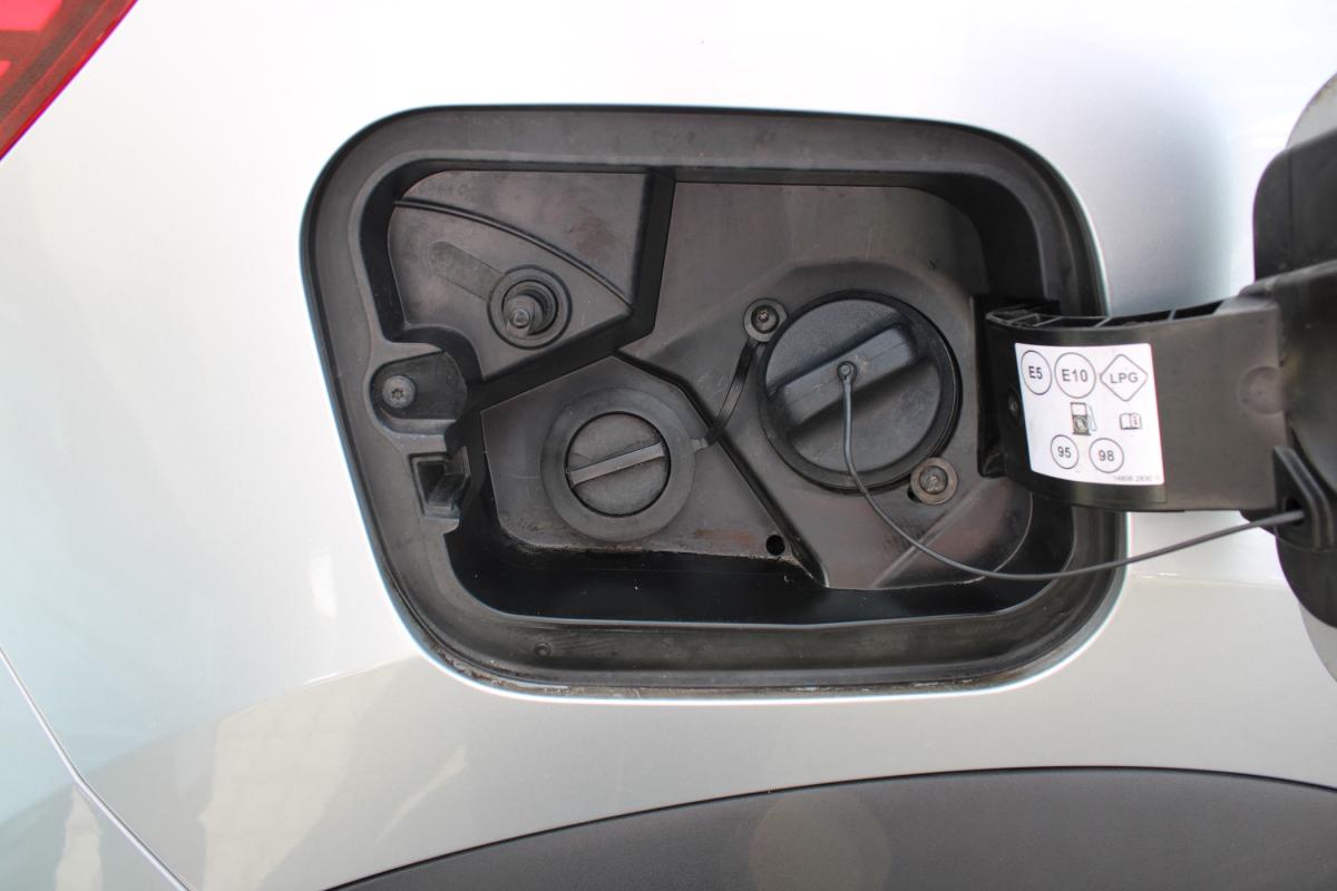 renault-captur-2023-gpl-999cc