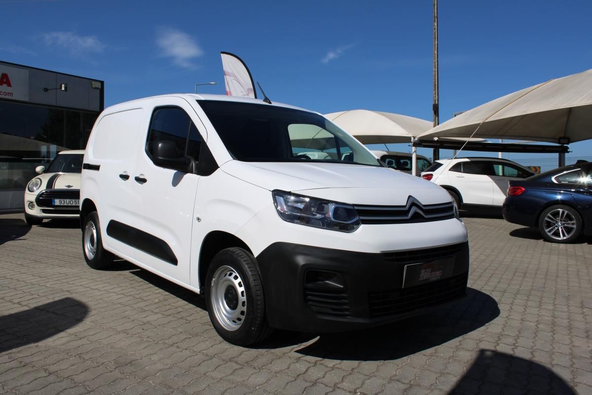 citroen-berlingo-2022-diesel-1499cc