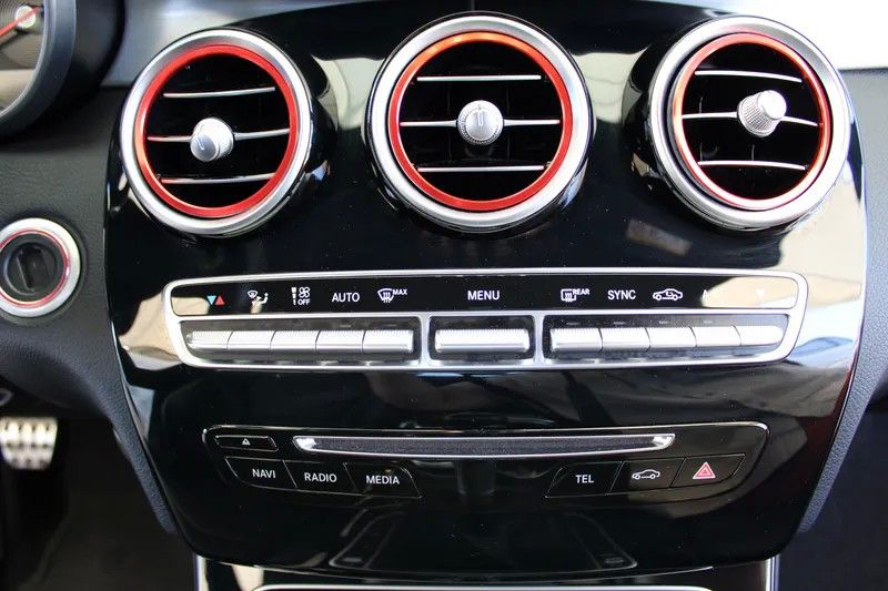 mercedes-benz-200-2015-diesel-1598cc