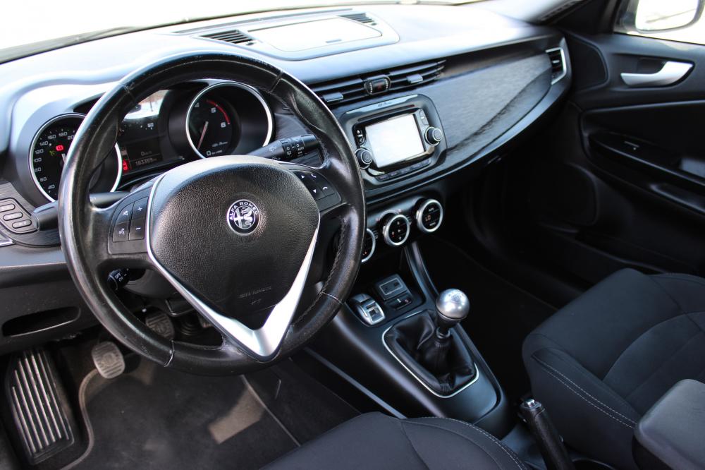 alfa-romeo-giulietta-2016-diesel-1598cc