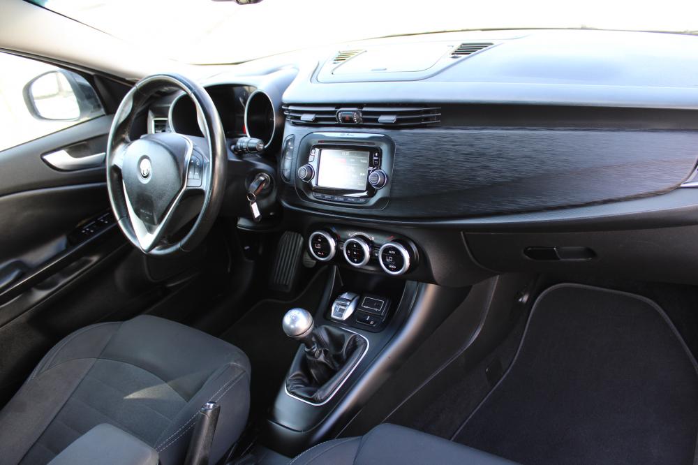 alfa-romeo-giulietta-2016-diesel-1598cc