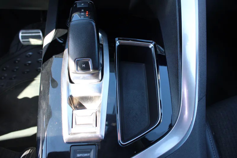 peugeot-5008-2019-diesel-1499cc