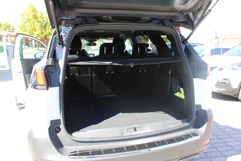 peugeot-5008-2019-diesel-1499cc