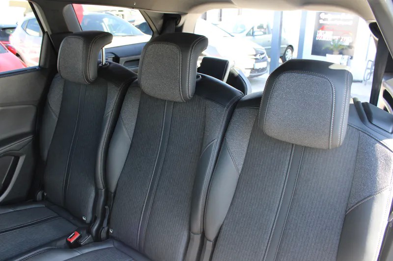 peugeot-5008-2019-diesel-1499cc