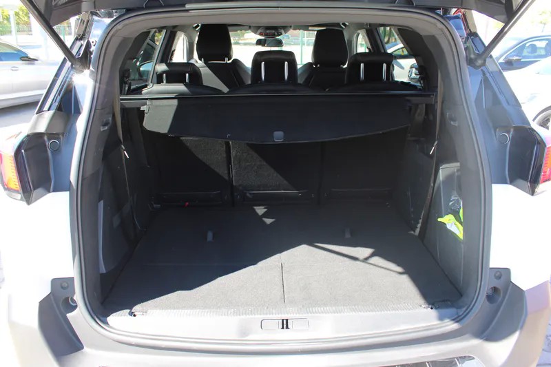 peugeot-5008-2019-diesel-1499cc