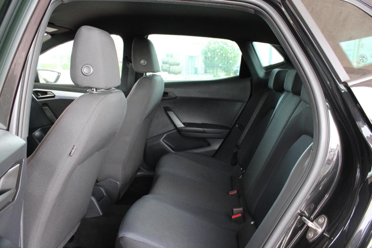 seat-ibiza-2023-gasolina-999cc