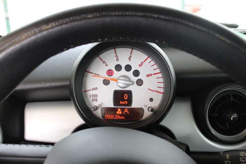 mini-cooper-2014-diesel-1598cc