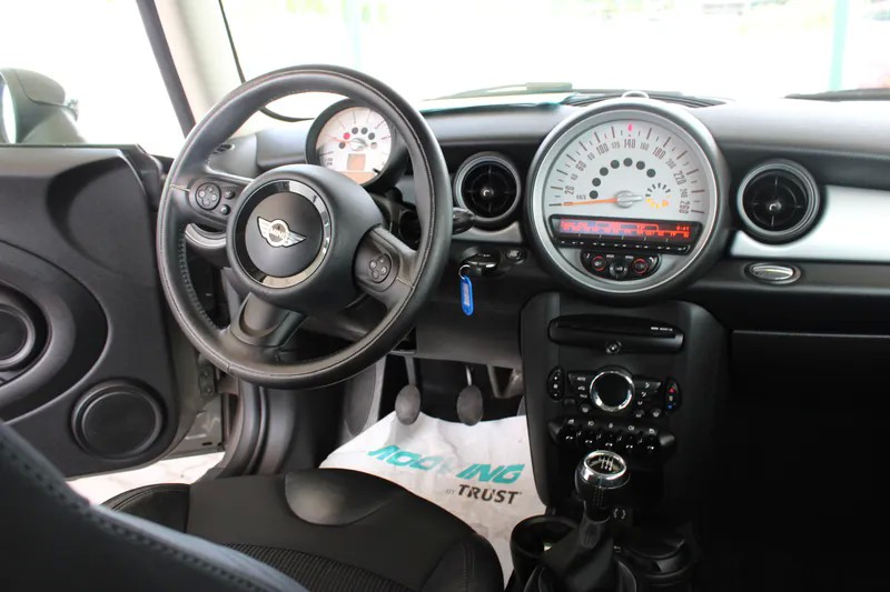 mini-cooper-2014-diesel-1598cc