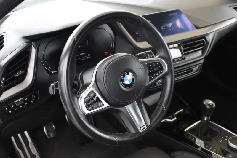 bmw-serie-1-2021-diesel-1496cc
