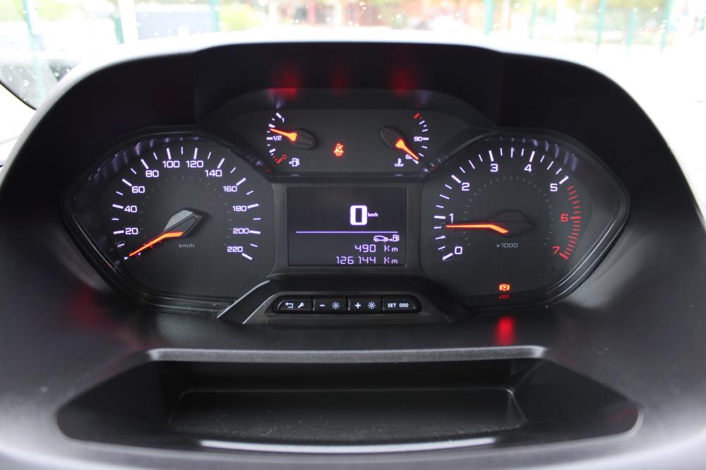 peugeot-partner-2023-diesel-1499cc