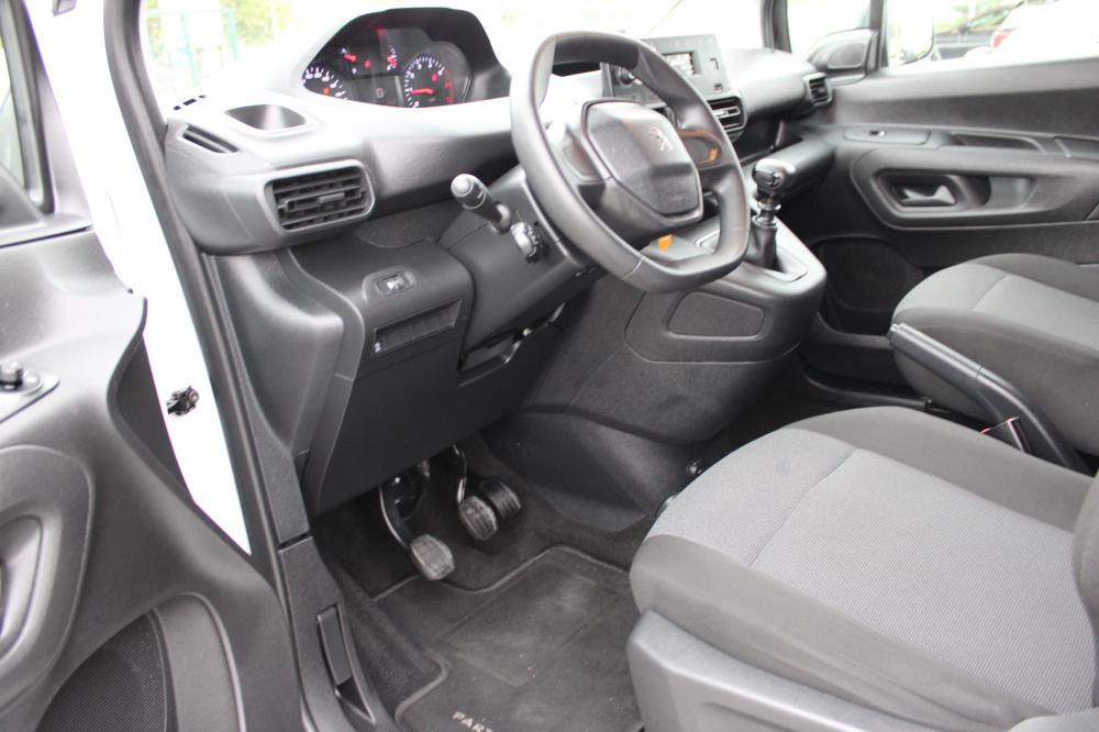peugeot-partner-2023-diesel-1499cc