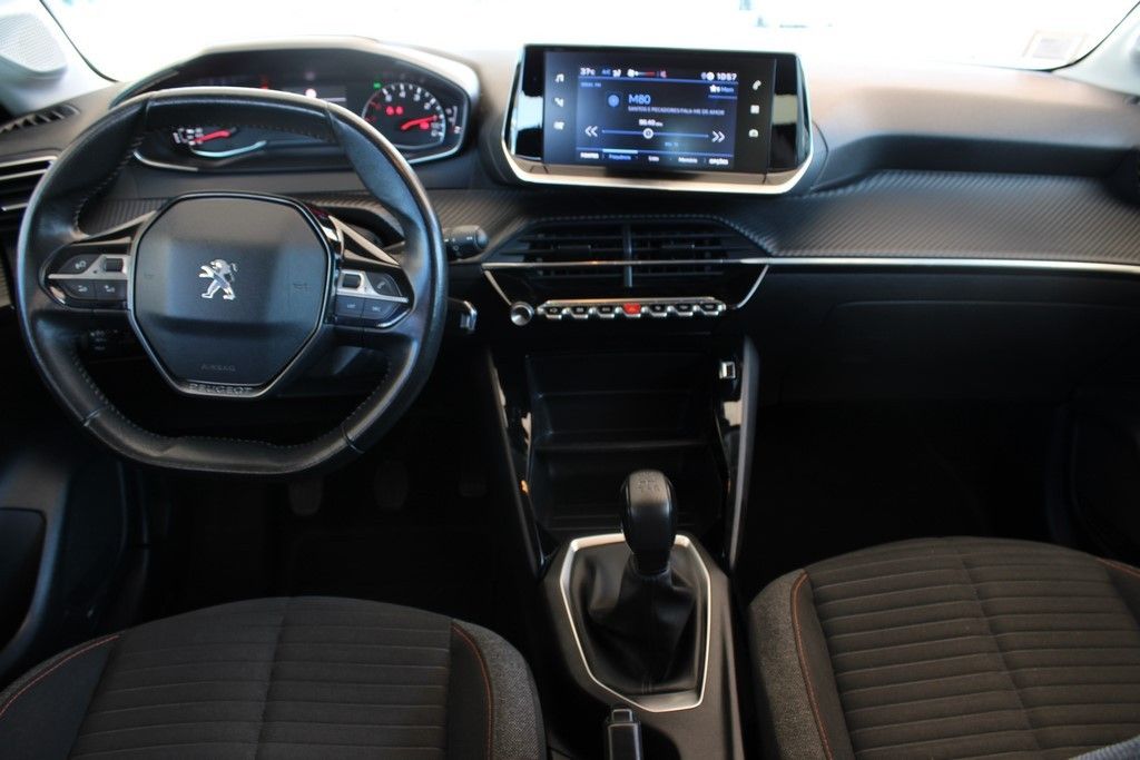 peugeot-208-2021-gasolina-1199cc
