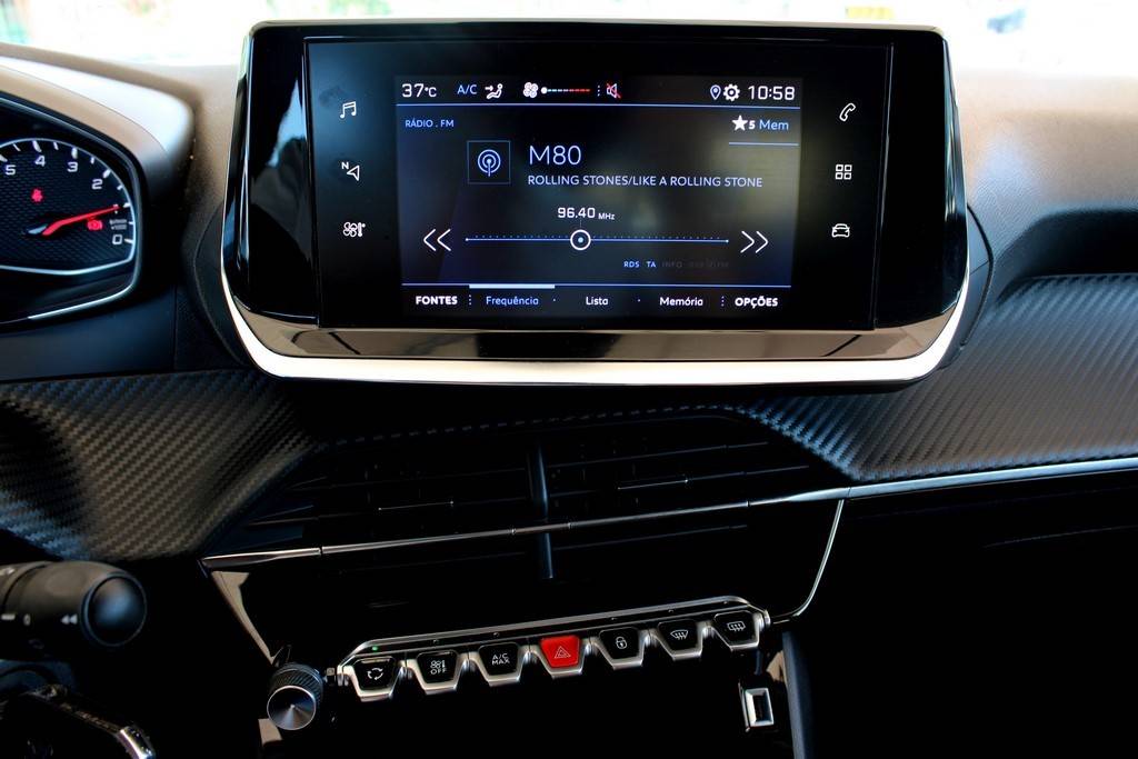 peugeot-208-2021-gasolina-1199cc