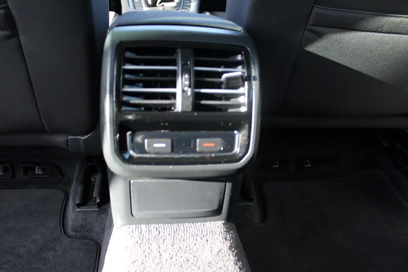volkswagen-passat-variant-2015-diesel-1968cc